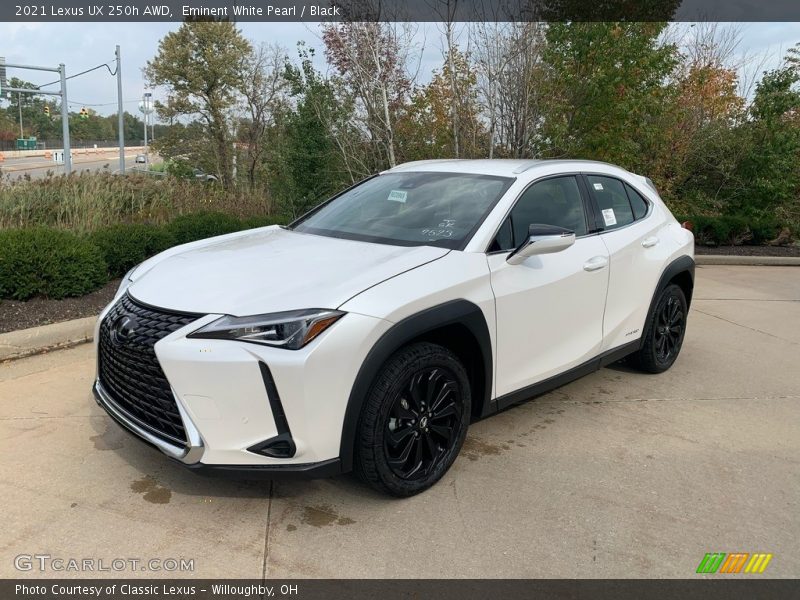 Front 3/4 View of 2021 UX 250h AWD