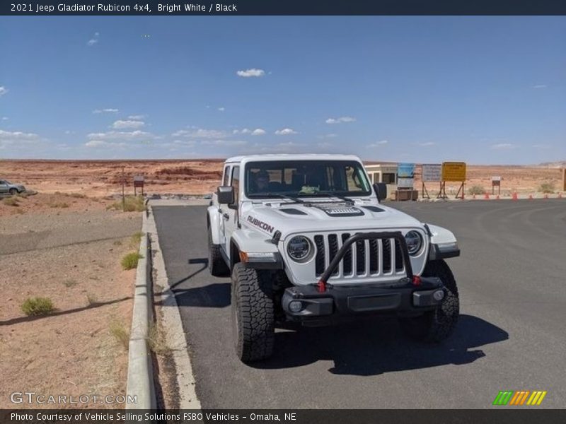 Bright White / Black 2021 Jeep Gladiator Rubicon 4x4