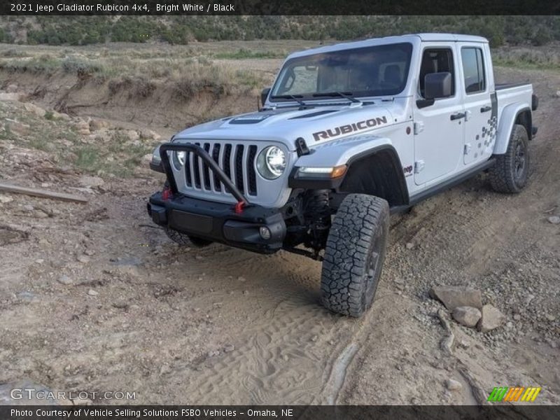 Front 3/4 View of 2021 Gladiator Rubicon 4x4