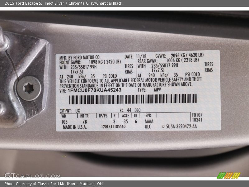 Ingot Silver / Chromite Gray/Charcoal Black 2019 Ford Escape S