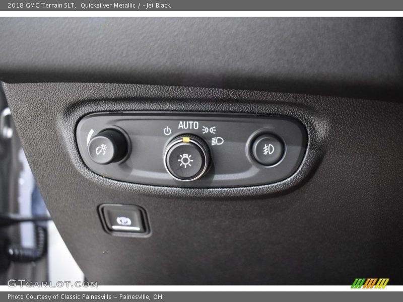 Quicksilver Metallic / ­Jet Black 2018 GMC Terrain SLT