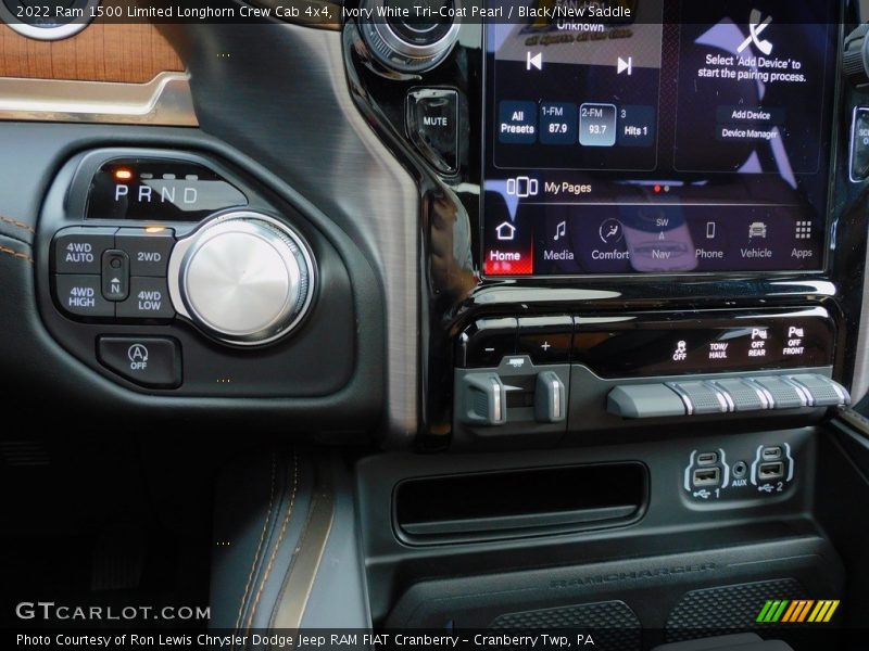 Ivory White Tri-Coat Pearl / Black/New Saddle 2022 Ram 1500 Limited Longhorn Crew Cab 4x4
