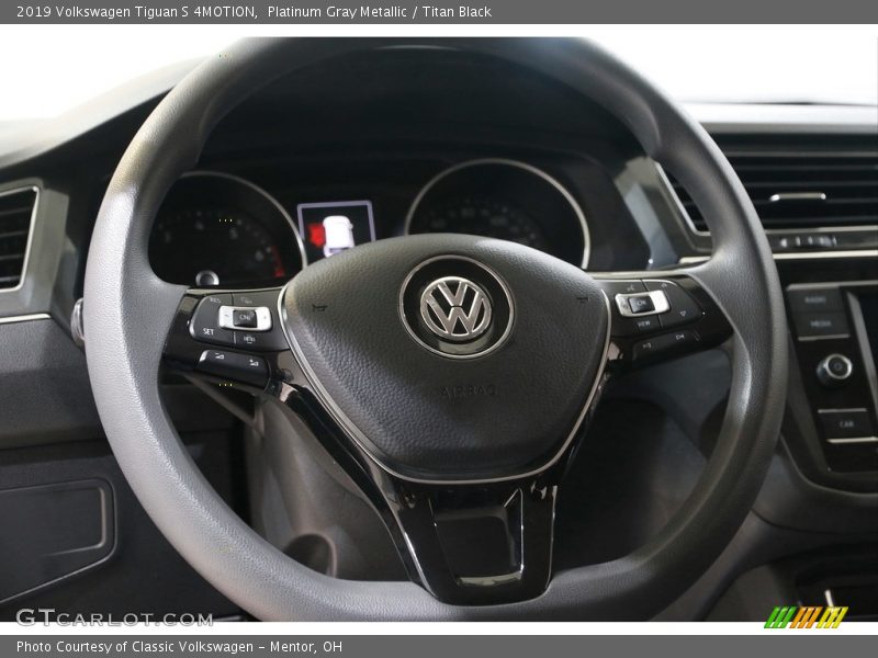 Platinum Gray Metallic / Titan Black 2019 Volkswagen Tiguan S 4MOTION