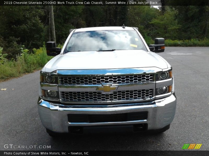 Summit White / Dark Ash/Jet Black 2019 Chevrolet Silverado 2500HD Work Truck Crew Cab Chassis