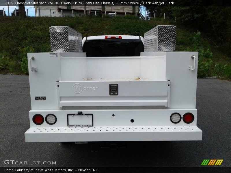 Summit White / Dark Ash/Jet Black 2019 Chevrolet Silverado 2500HD Work Truck Crew Cab Chassis
