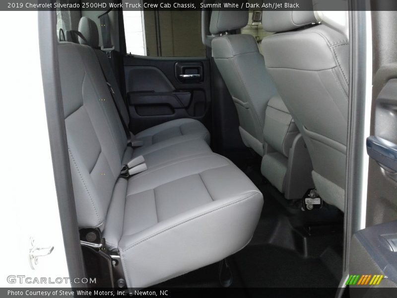 Summit White / Dark Ash/Jet Black 2019 Chevrolet Silverado 2500HD Work Truck Crew Cab Chassis