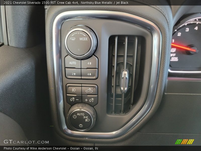 Northsky Blue Metallic / Jet Black 2021 Chevrolet Silverado 1500 RST Crew Cab 4x4