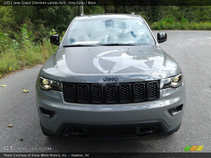 Sting-Gray / Black 2021 Jeep Grand Cherokee Laredo 4x4