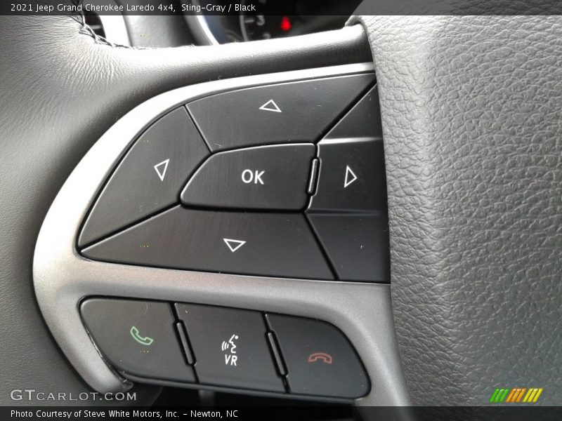 Sting-Gray / Black 2021 Jeep Grand Cherokee Laredo 4x4