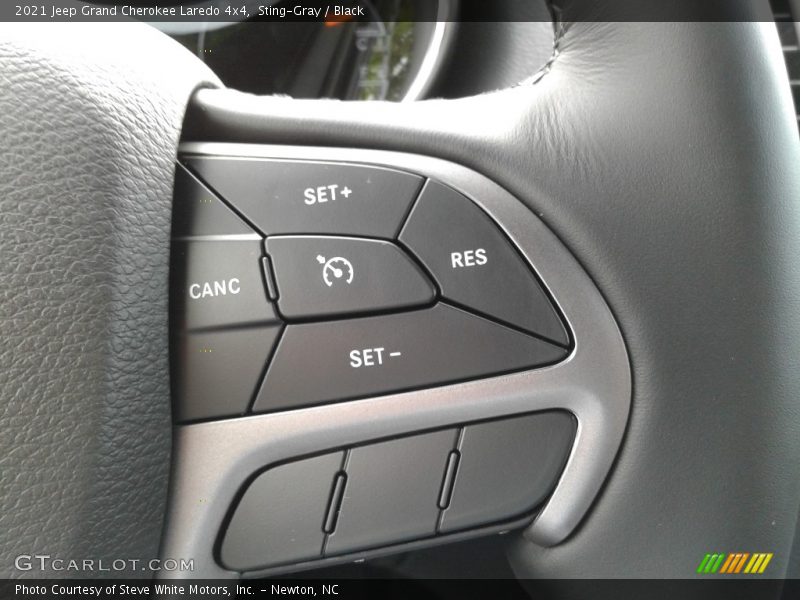 Sting-Gray / Black 2021 Jeep Grand Cherokee Laredo 4x4