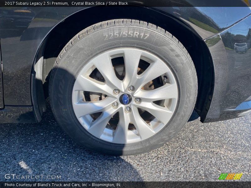 Crystal Black Silica / Slate Black 2017 Subaru Legacy 2.5i Premium