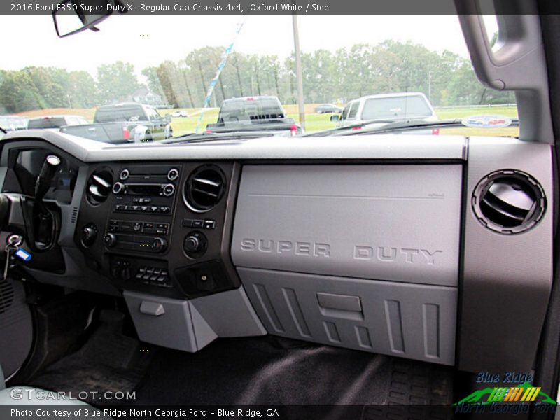 Oxford White / Steel 2016 Ford F350 Super Duty XL Regular Cab Chassis 4x4