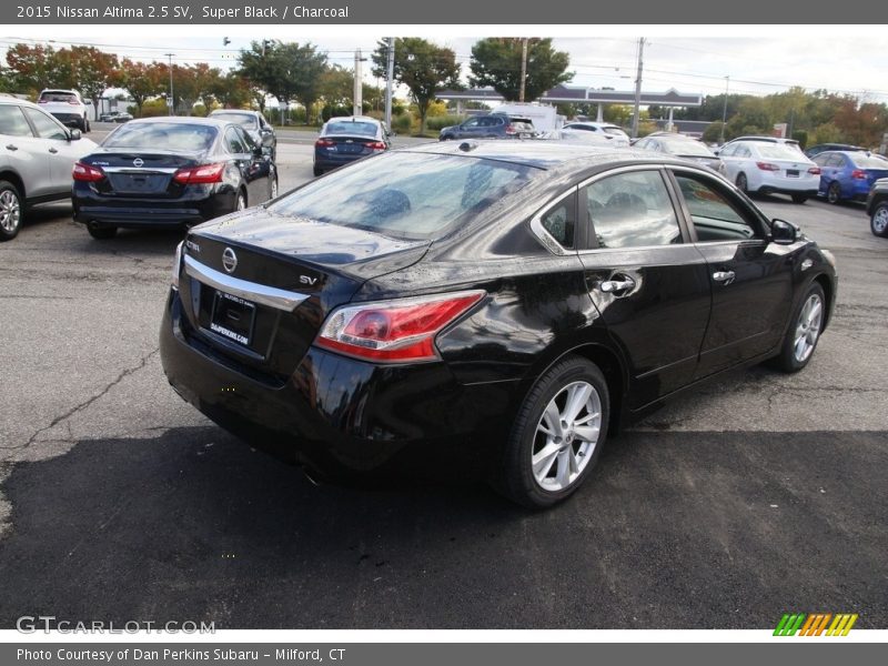 Super Black / Charcoal 2015 Nissan Altima 2.5 SV