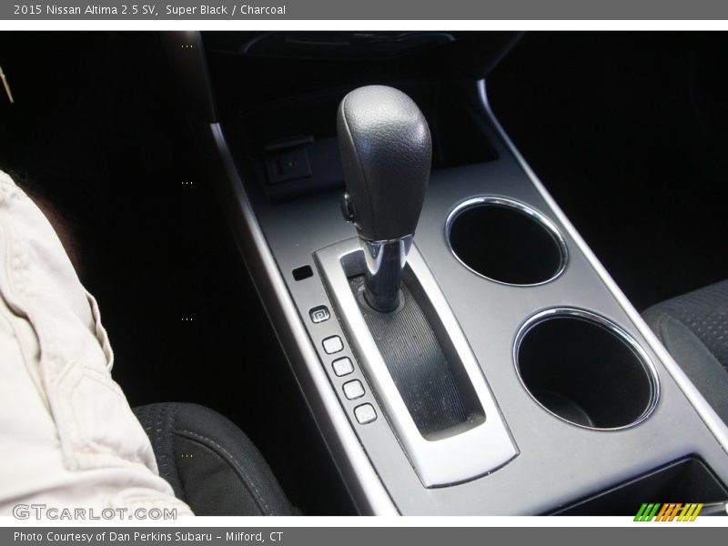 Super Black / Charcoal 2015 Nissan Altima 2.5 SV