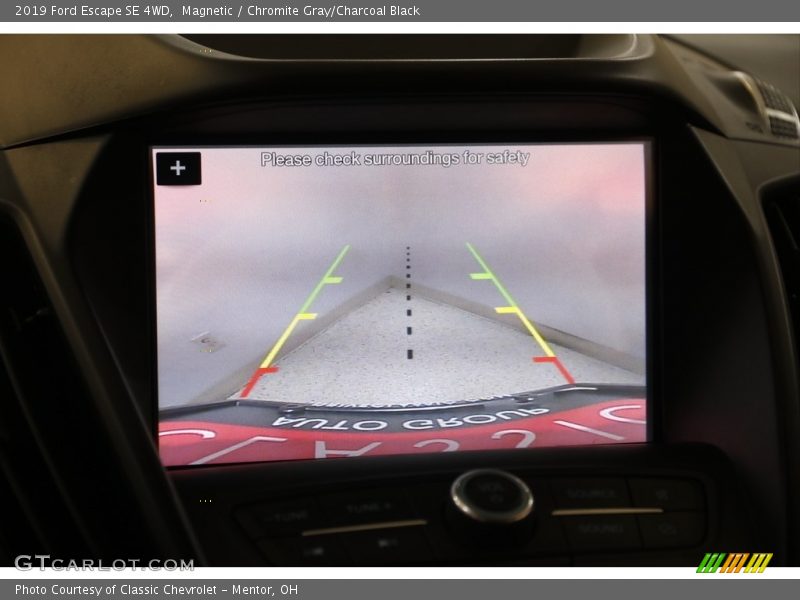 Magnetic / Chromite Gray/Charcoal Black 2019 Ford Escape SE 4WD