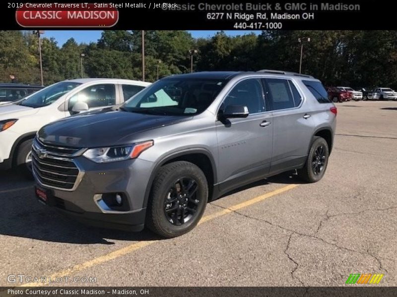 Satin Steel Metallic / Jet Black 2019 Chevrolet Traverse LT