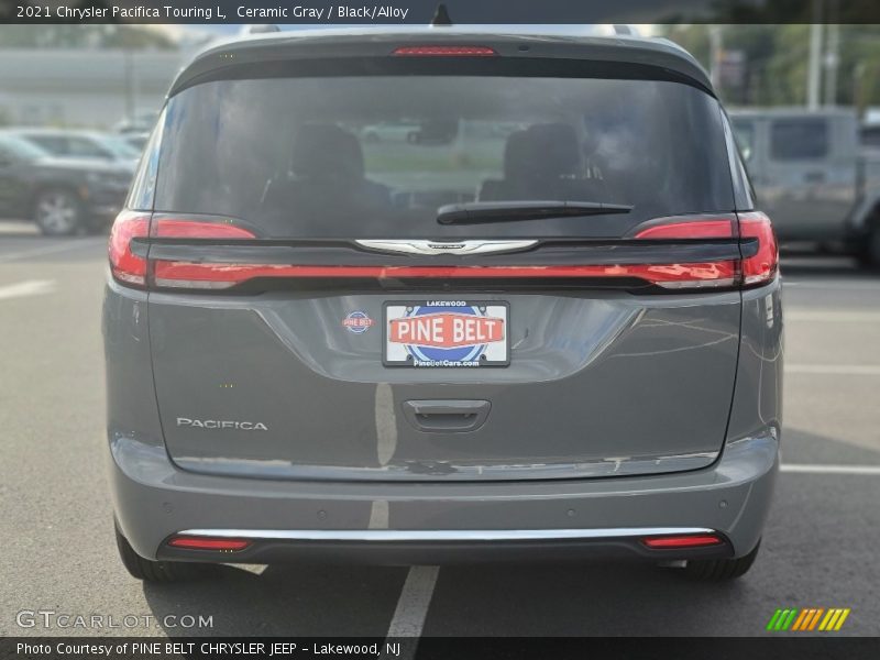 Ceramic Gray / Black/Alloy 2021 Chrysler Pacifica Touring L