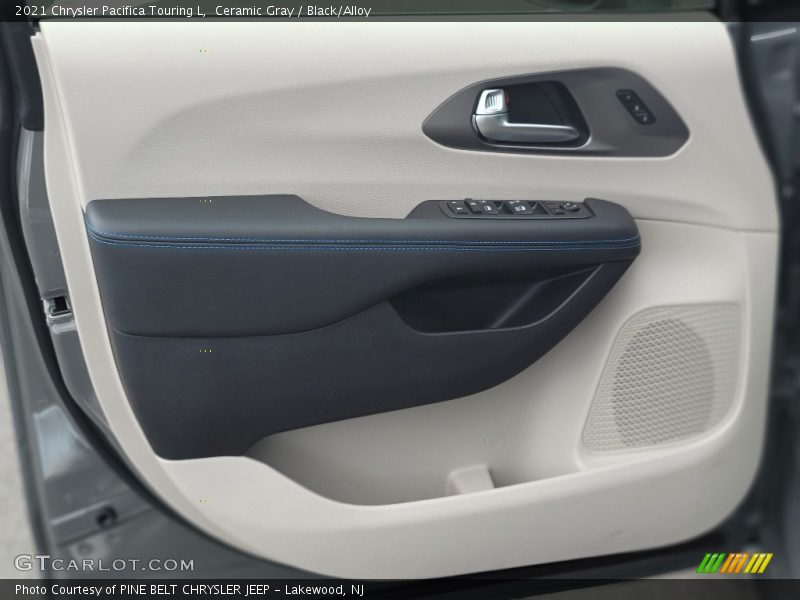 Ceramic Gray / Black/Alloy 2021 Chrysler Pacifica Touring L