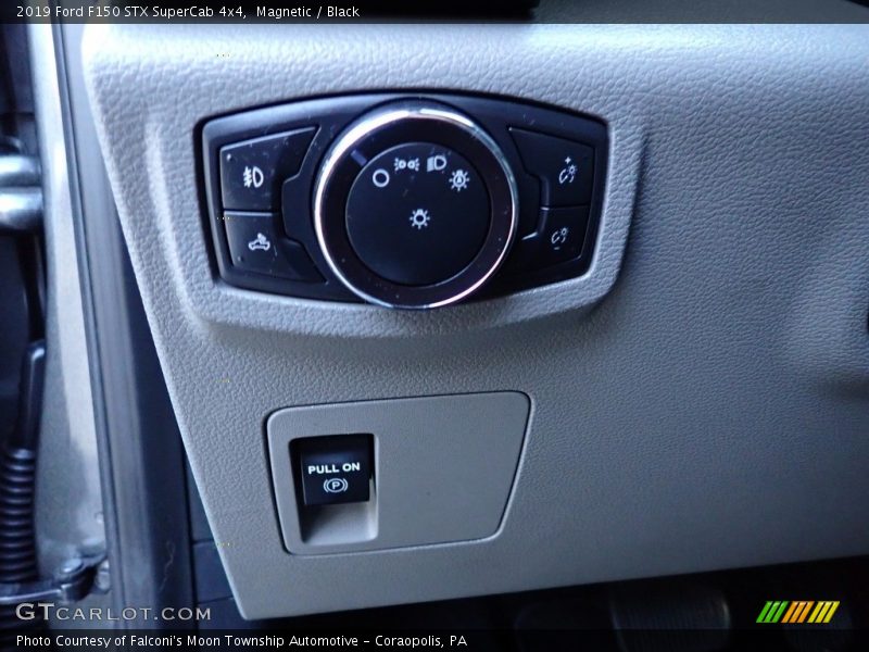 Magnetic / Black 2019 Ford F150 STX SuperCab 4x4