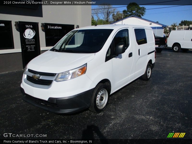 Designer White / Medium Pewter 2016 Chevrolet City Express LT