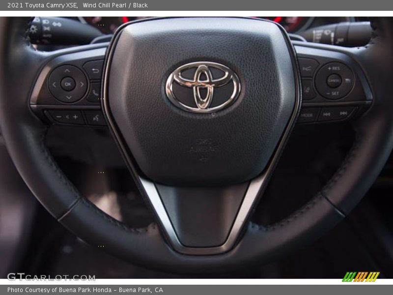 Wind Chill Pearl / Black 2021 Toyota Camry XSE