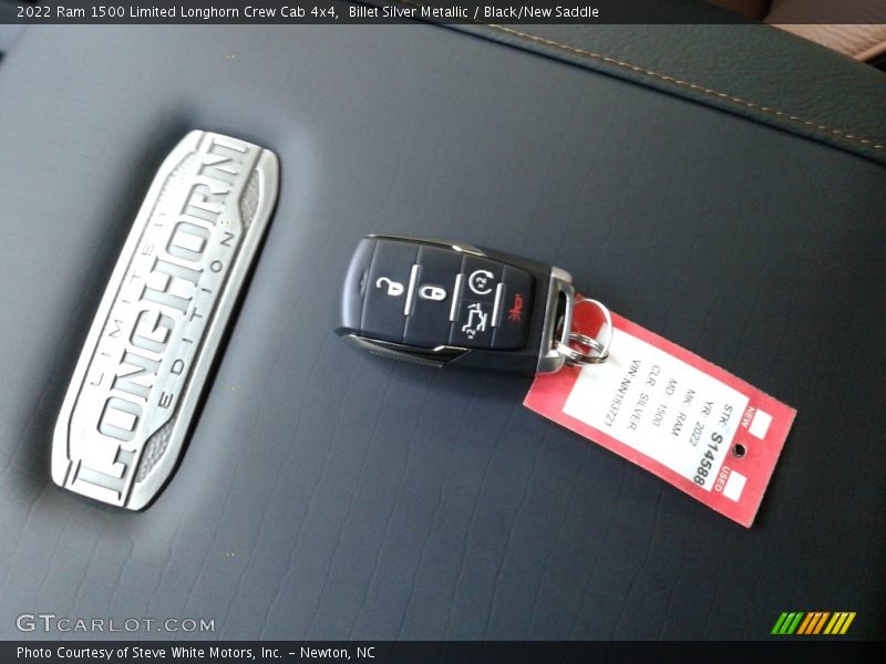 Keys of 2022 1500 Limited Longhorn Crew Cab 4x4