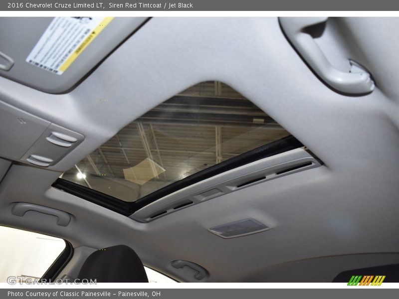 Siren Red Tintcoat / Jet Black 2016 Chevrolet Cruze Limited LT