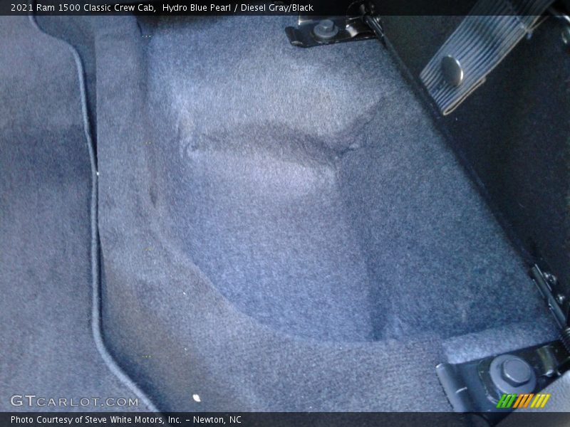 Hydro Blue Pearl / Diesel Gray/Black 2021 Ram 1500 Classic Crew Cab