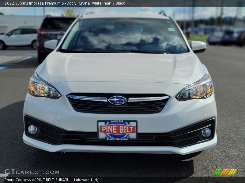 Crystal White Pearl / Black 2022 Subaru Impreza Premium 5-Door