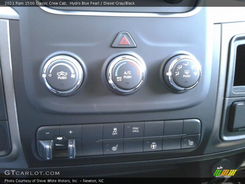 Hydro Blue Pearl / Diesel Gray/Black 2021 Ram 1500 Classic Crew Cab