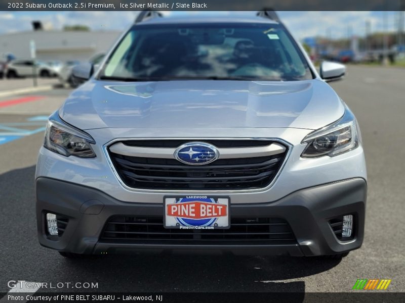 Ice Silver Metallic / Slate Black 2022 Subaru Outback 2.5i Premium