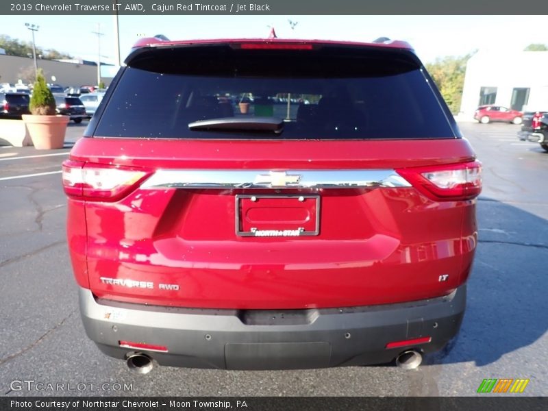 Cajun Red Tintcoat / Jet Black 2019 Chevrolet Traverse LT AWD