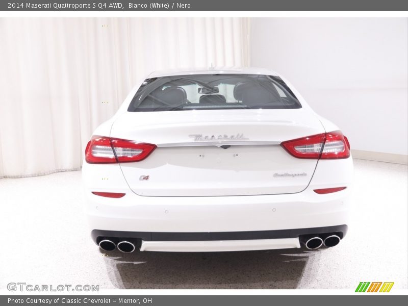 Bianco (White) / Nero 2014 Maserati Quattroporte S Q4 AWD