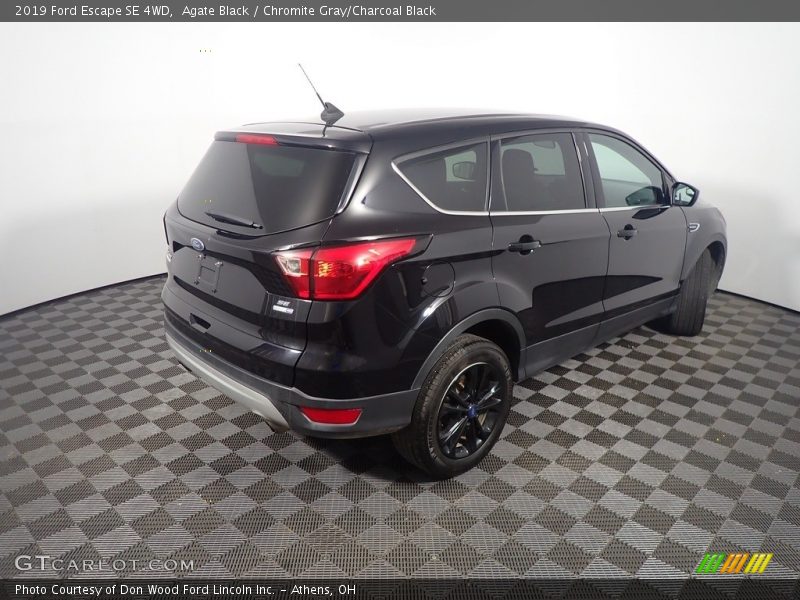 Agate Black / Chromite Gray/Charcoal Black 2019 Ford Escape SE 4WD