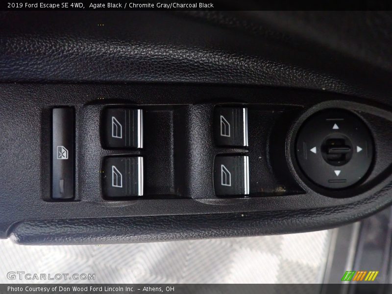 Agate Black / Chromite Gray/Charcoal Black 2019 Ford Escape SE 4WD