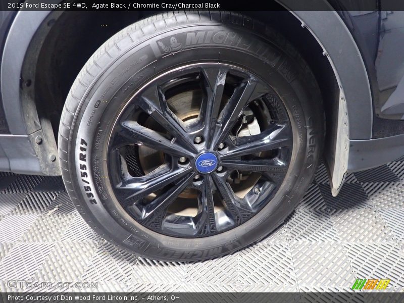 Agate Black / Chromite Gray/Charcoal Black 2019 Ford Escape SE 4WD