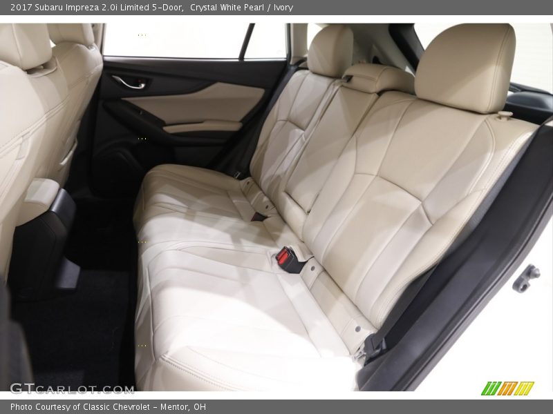 Rear Seat of 2017 Impreza 2.0i Limited 5-Door