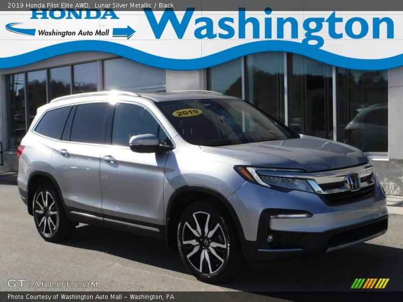 Lunar Silver Metallic / Black 2019 Honda Pilot Elite AWD