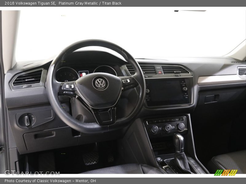 Platinum Gray Metallic / Titan Black 2018 Volkswagen Tiguan SE