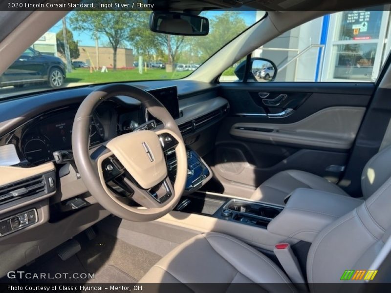 Ingot Silver / Ebony 2020 Lincoln Corsair Standard
