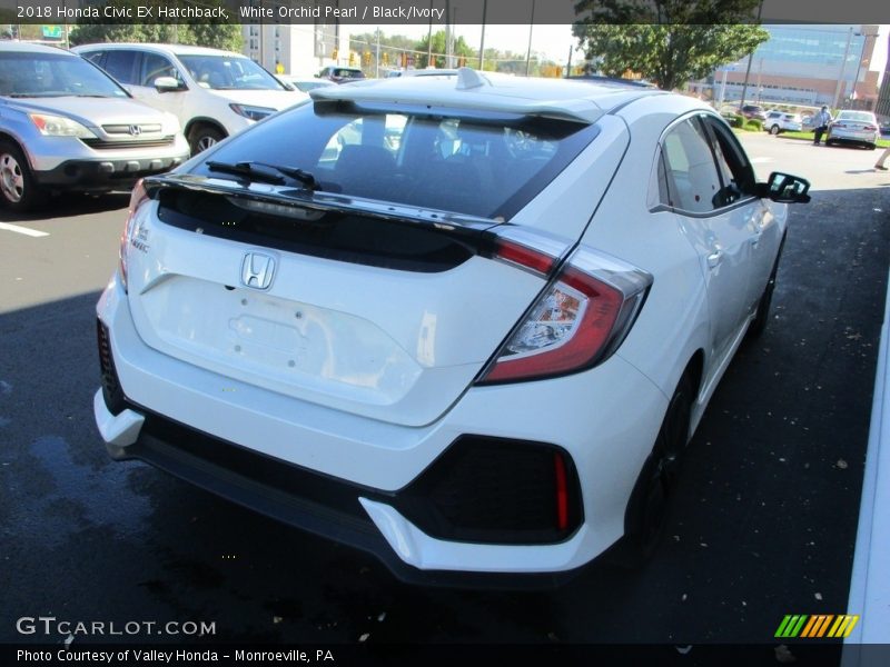White Orchid Pearl / Black/Ivory 2018 Honda Civic EX Hatchback
