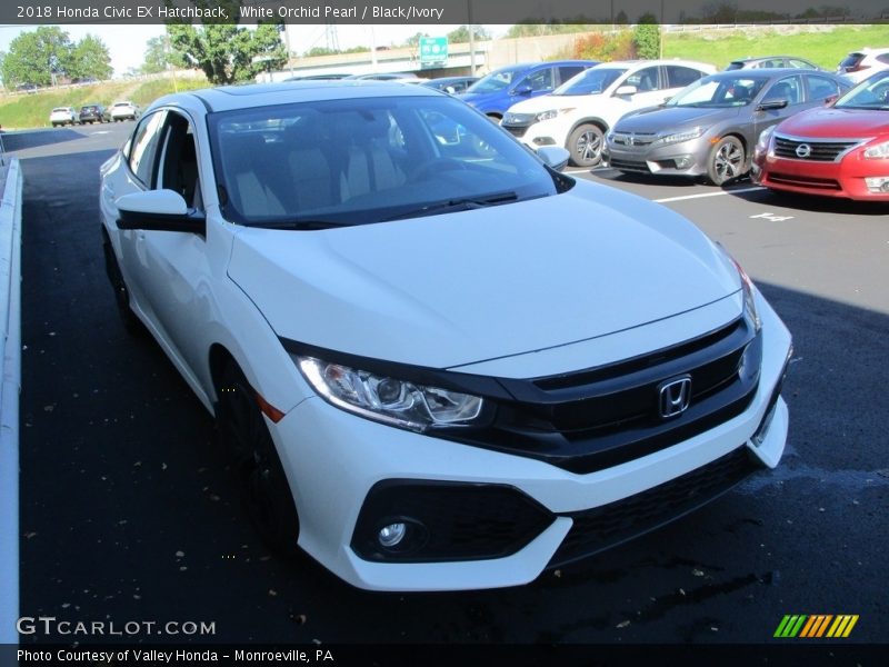 White Orchid Pearl / Black/Ivory 2018 Honda Civic EX Hatchback