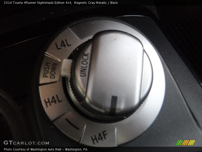 Magnetic Gray Metallic / Black 2019 Toyota 4Runner Nightshade Edition 4x4