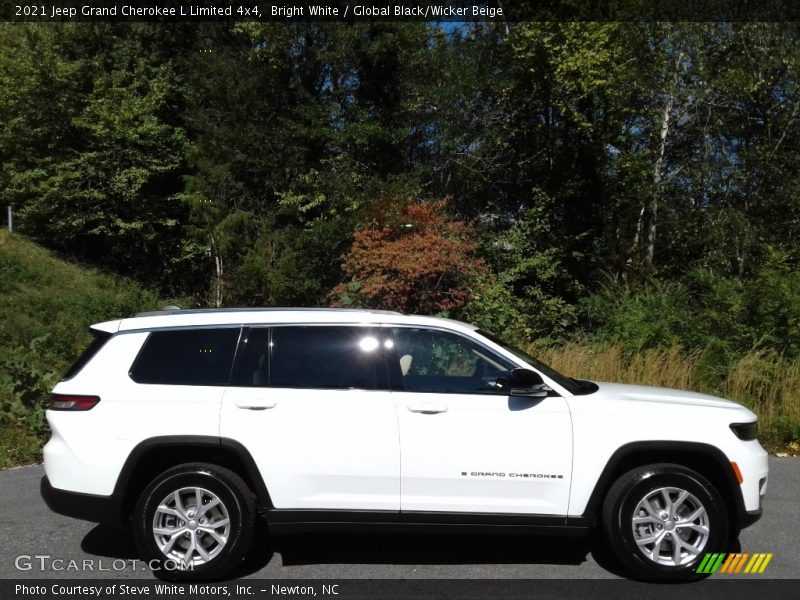 Bright White / Global Black/Wicker Beige 2021 Jeep Grand Cherokee L Limited 4x4