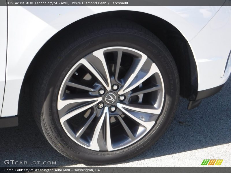 White Diamond Pearl / Parchment 2019 Acura MDX Technology SH-AWD