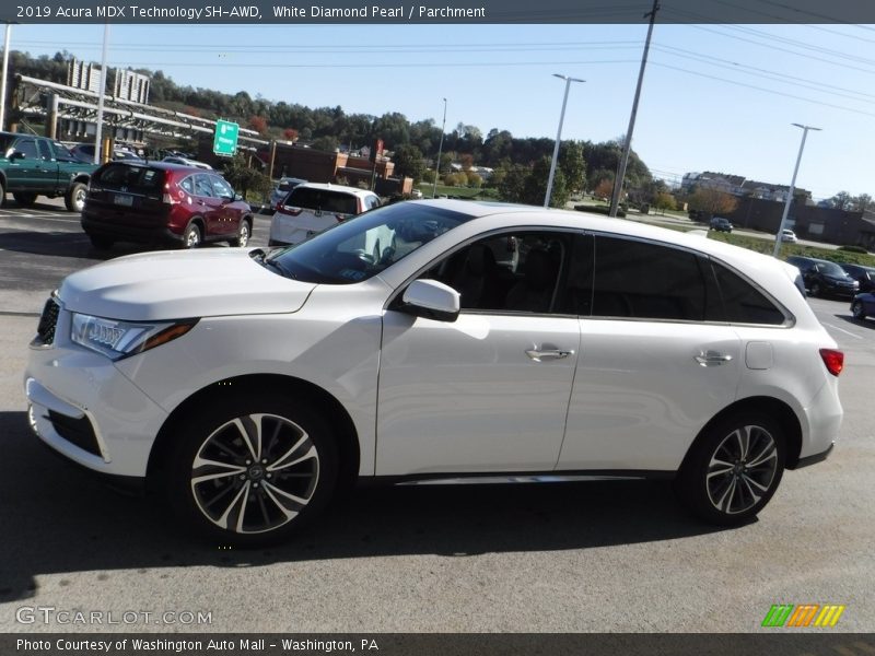 White Diamond Pearl / Parchment 2019 Acura MDX Technology SH-AWD
