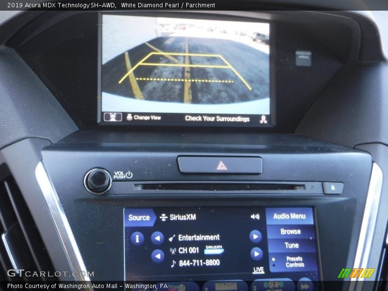White Diamond Pearl / Parchment 2019 Acura MDX Technology SH-AWD
