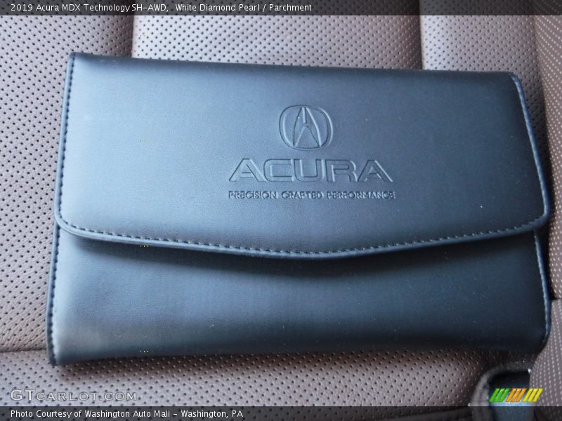 White Diamond Pearl / Parchment 2019 Acura MDX Technology SH-AWD