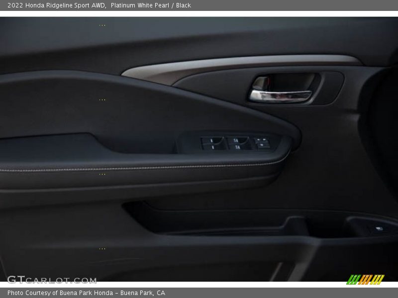 Platinum White Pearl / Black 2022 Honda Ridgeline Sport AWD