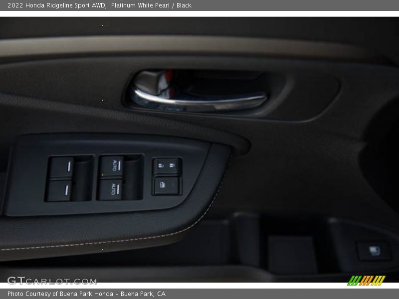 Platinum White Pearl / Black 2022 Honda Ridgeline Sport AWD